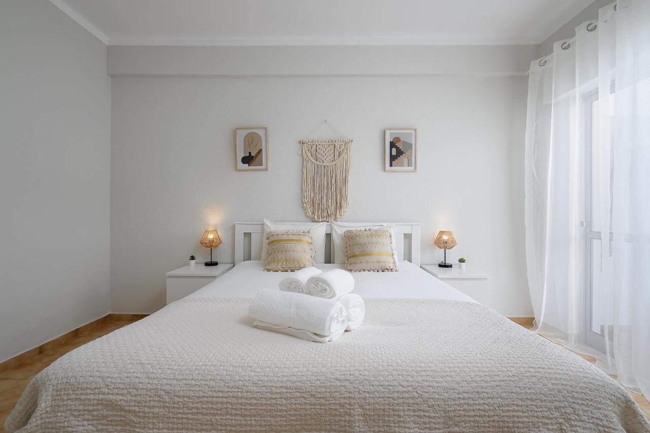 Tranquil View Apartment By Lovelystay Quarteira Exteriör bild